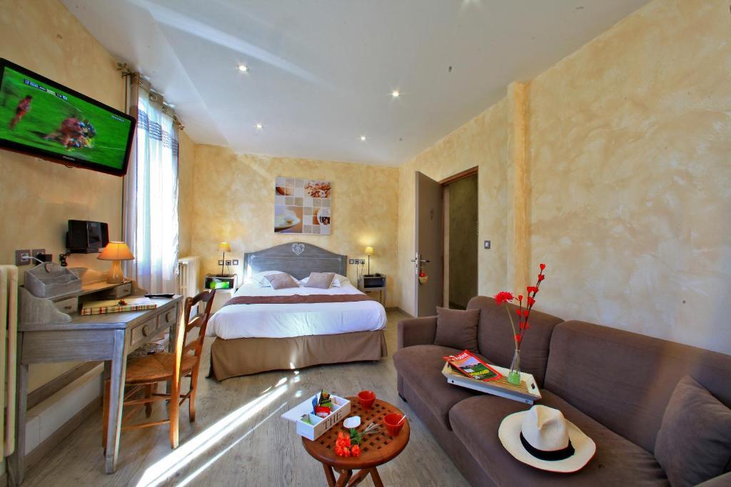 Logis Hotel Restaurant Le Lascaux Montignac-Lascaux Room photo